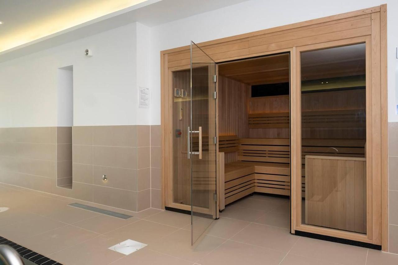 4Br-8Guests-Balcony-Beachview-Pool-Pets Улакумб Екстериор снимка