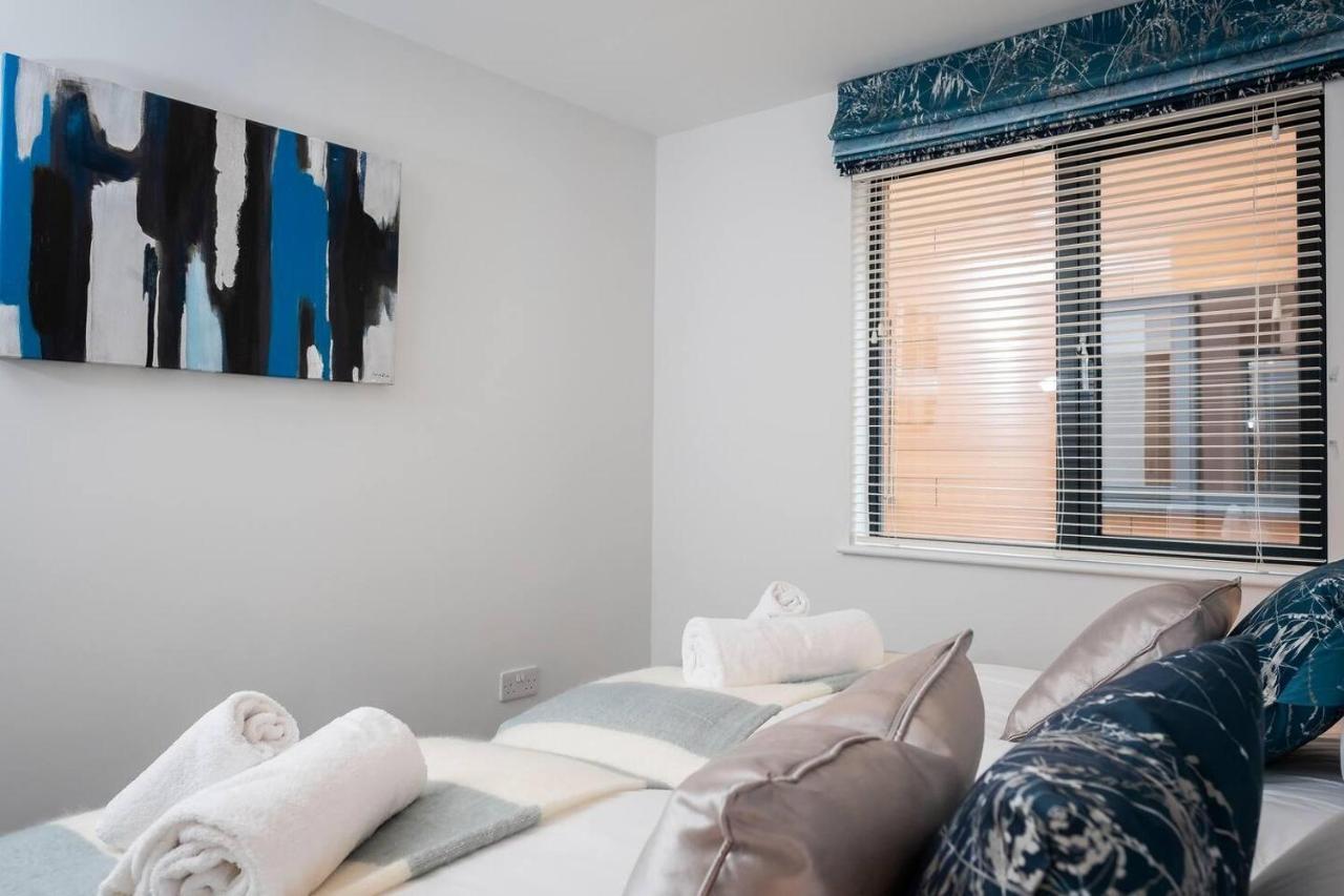 4Br-8Guests-Balcony-Beachview-Pool-Pets Улакумб Екстериор снимка